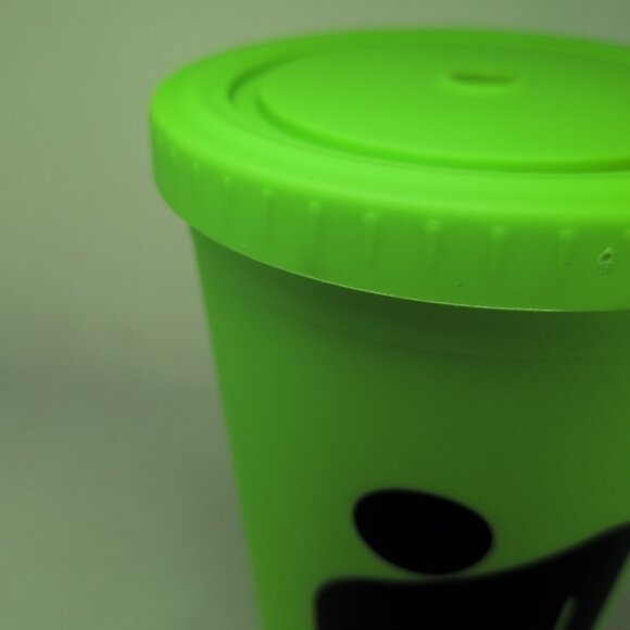 Billie Eilish Tumbler Cup Bottle Blohsh Tour Green Rubber Double Wall 24oz Lid - Picture 9 of 12